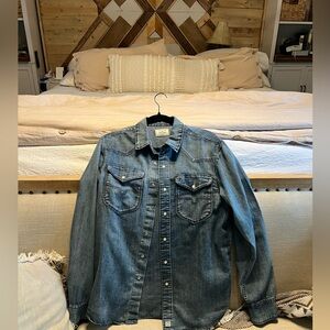 Kimes Ranch men's small denim shirt